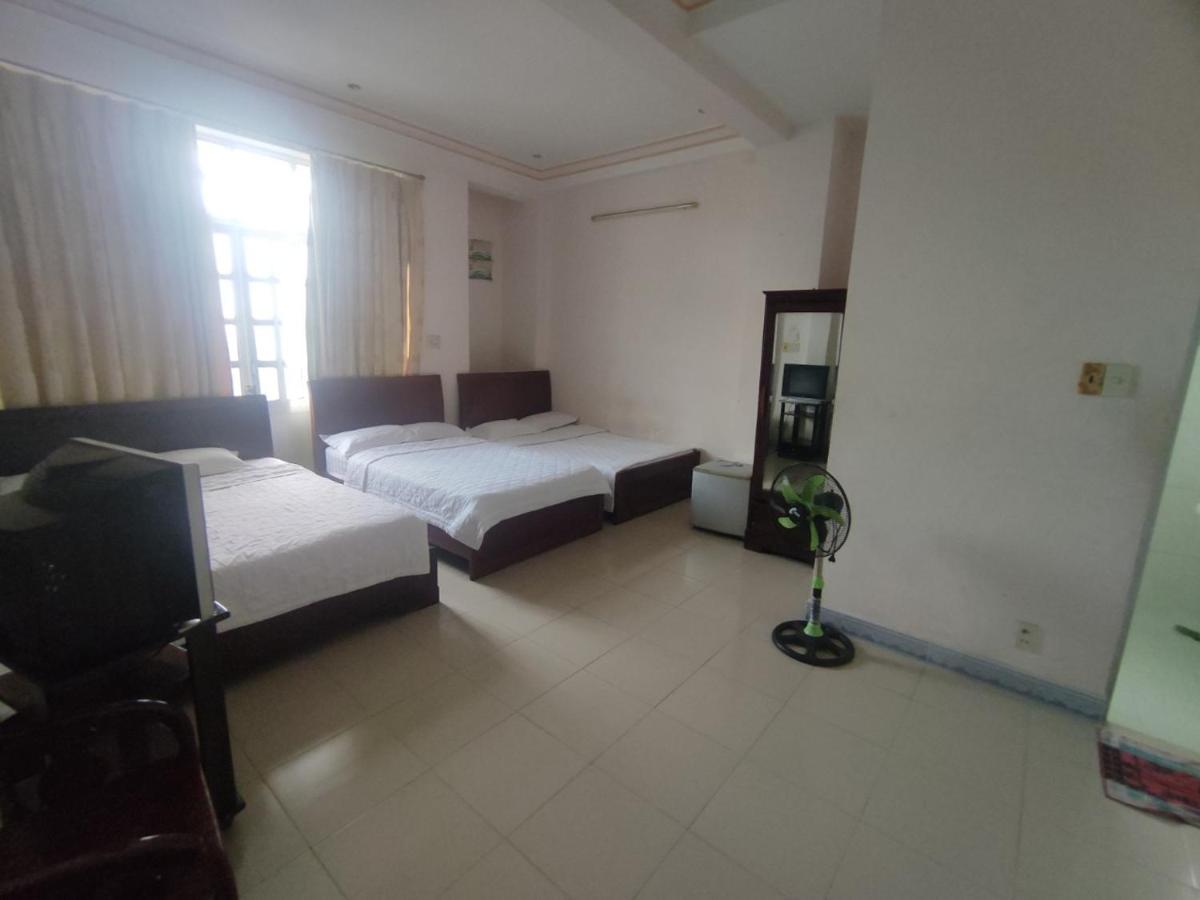 Khach San Phu Phuong Hotel Nha Trang Buitenkant foto