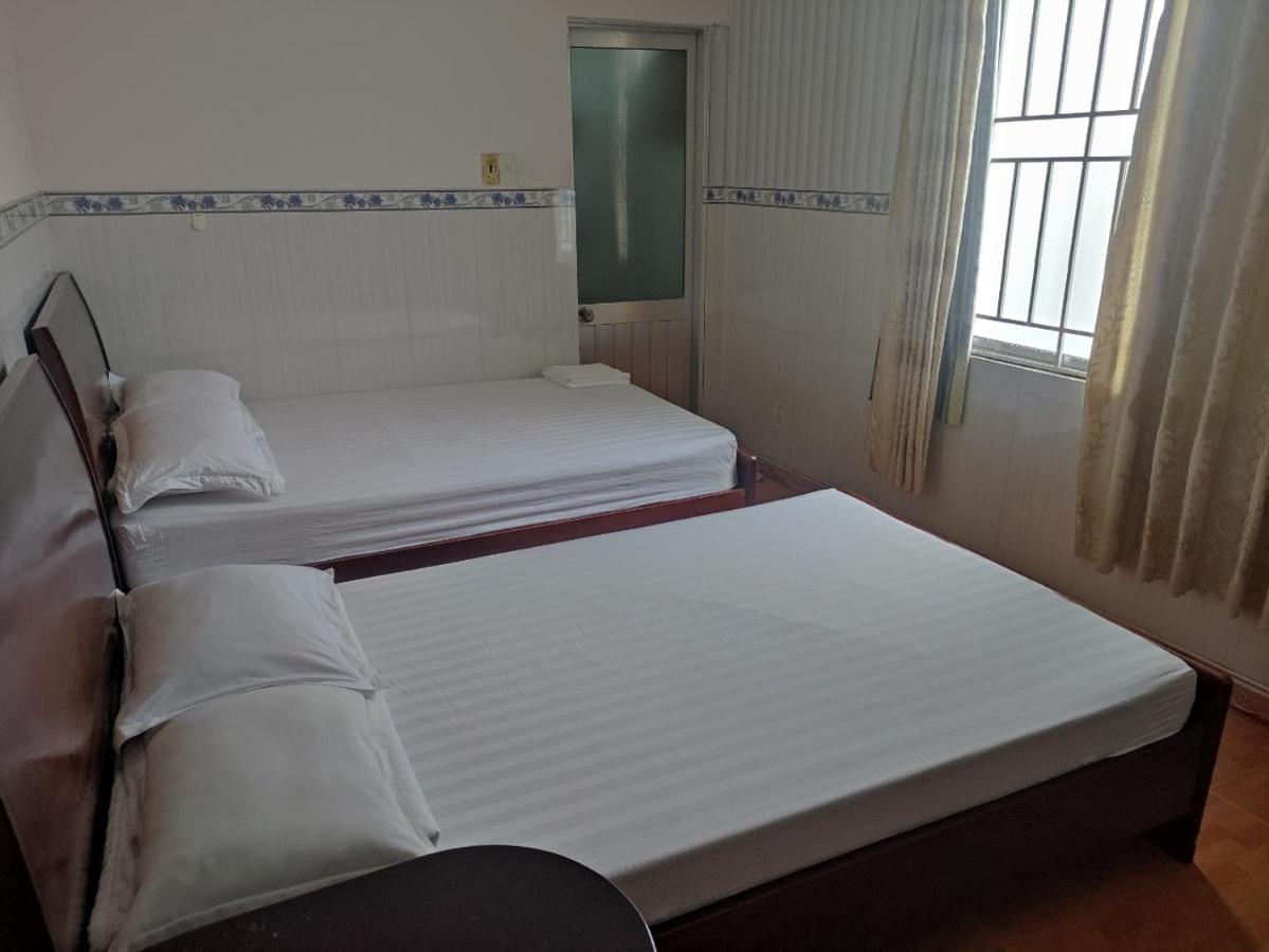 Khach San Phu Phuong Hotel Nha Trang Buitenkant foto